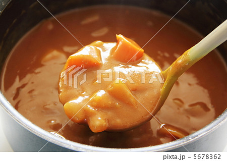 カレー作り 5678362