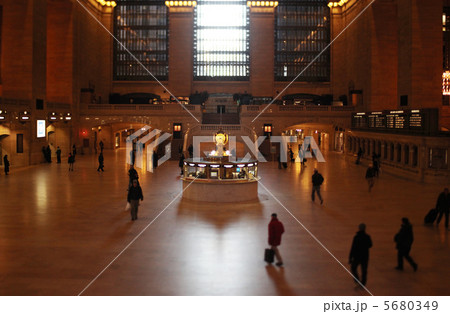 ニューヨーク　グランドセントラル駅 5680349