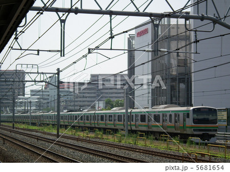 湘南新宿ライン　Ｅ231系　蕨駅 5681654