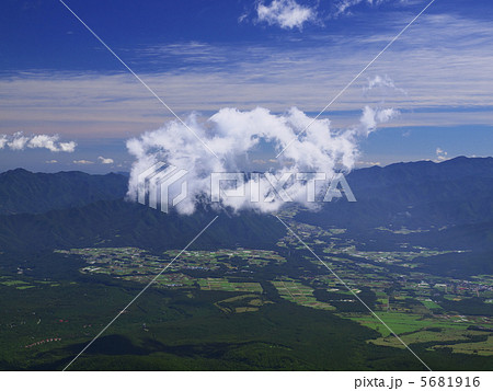 ちぎれ雲 5681916