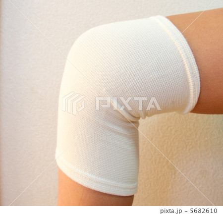 ひざサポーター 5682610