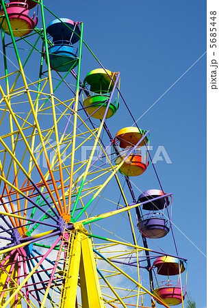 Ferris wheel on the blue sky background 5685448