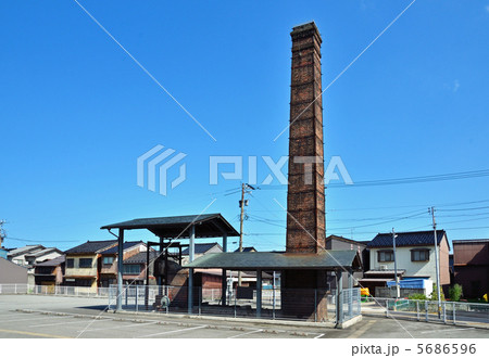 高岡散歩・旧南部鋳造所のキューポラと煙突 高岡散歩・旧南部鋳造所のキューポラと煙突 5686596