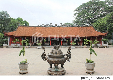 文廟の本堂を臨む 文廟の本堂を臨む 5688429