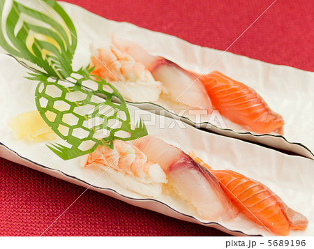 にぎり鮨 にぎり 鮨 大とろ いか 白身 赤貝 海老 車海老 にぎり鮨 にぎり 鮨 大とろ いか 白身 赤貝 海老 車海老 5689196