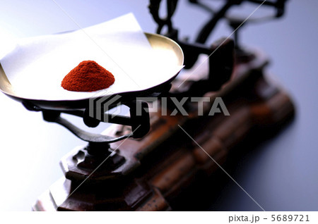 アスタキサンチンを計る 5689721