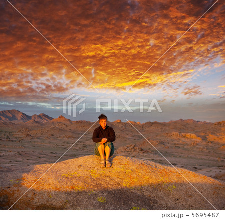 Sunset scene 5695487