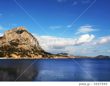 Sea shore Sea shore 5697949