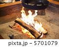 信州の囲炉裏 5701079