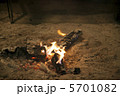 信州の囲炉裏 5701082