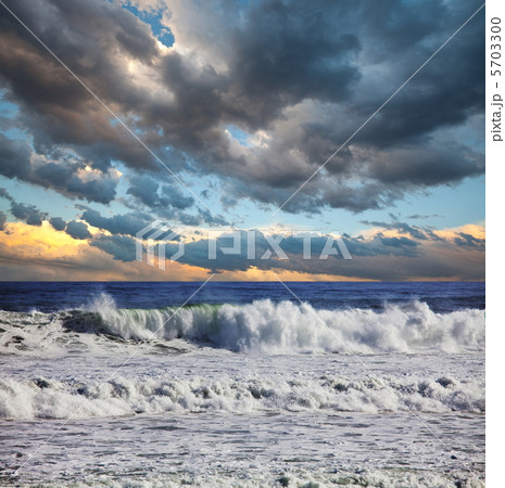Sea in storm Sea in storm 5703300