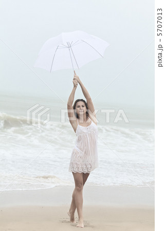Monsoon 5707013