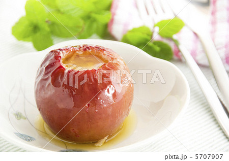 焼きリンゴ 5707907