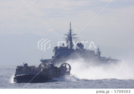 自衛隊観艦式 5709303