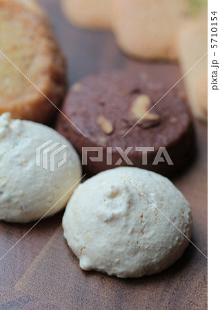 メレンゲクッキーとチョコクッキー　焼き菓子 5710154