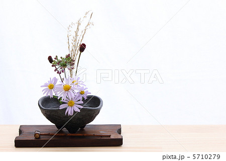 秋の山野草　ミニ生け花 5710279