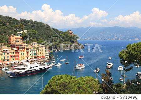 Aerial view on Portofino bay. Aerial view on Portofino bay. 5710496
