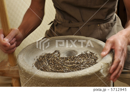 石曵きそ 5712945