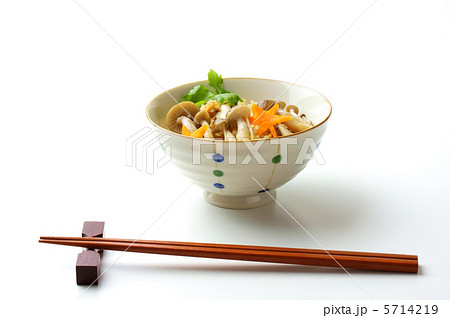 きのこご飯 5714219