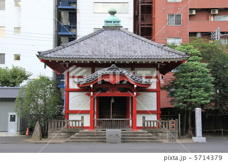 東京都新宿区にある太宗寺の閻魔堂 5714379