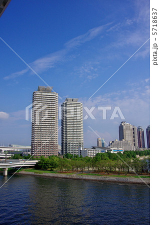 青空とマンション 青空とマンション 5718637