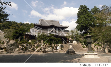 西国三十三箇所・三番札所・粉河寺の本堂 5719317