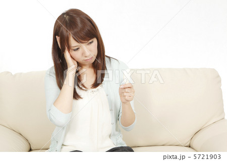 インフルエンザの女性 インフルエンザの女性 5721903