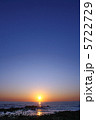 海と日出 5722729