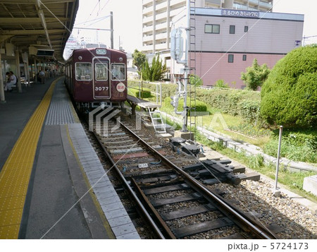 阪急 3000系 3100系 3077F 伊丹線車両回送 ポイント切替 阪急 3000系 3100系 3077F 伊丹線車両回送 ポイント切替 5724173