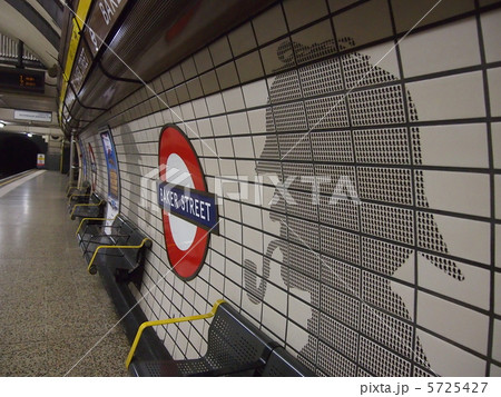 ベーカーストリート駅 5725427