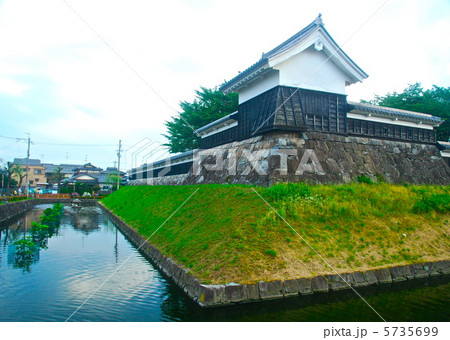 勝龍寺城の「模擬隅櫓」(京都府長岡京市勝竜寺) 勝龍寺城の「模擬隅櫓」(京都府長岡京市勝竜寺) 5735699