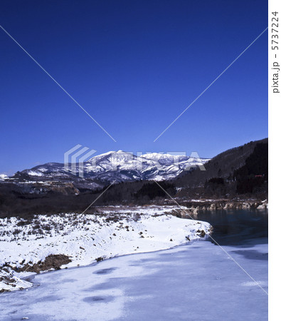 冬の船形連峰 5737224