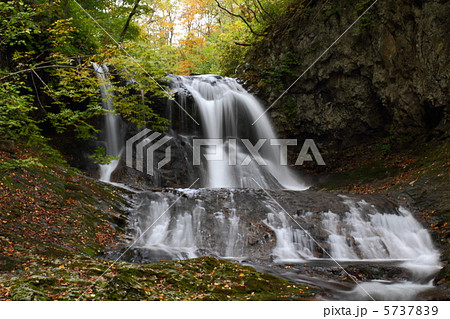 平和の滝 平和の滝 5737839