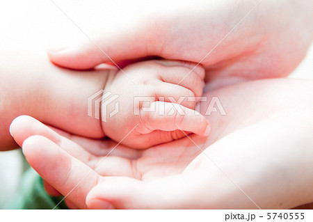 ベビーマッサージ ベビーマッサージ 5740555
