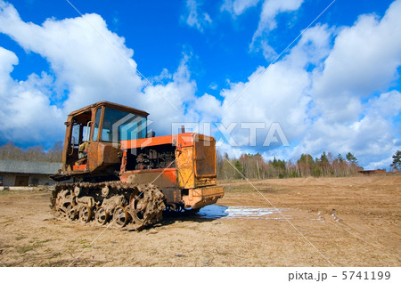 old tractor 5741199