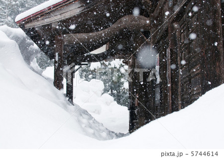 雪国 雪国 5744614