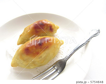 手作りのおいしいスイートポテト 5754648