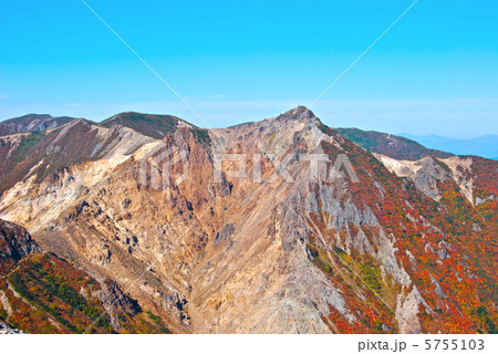 那須岳の主峰「朝日岳」（栃木県那須郡那須町） 5755103
