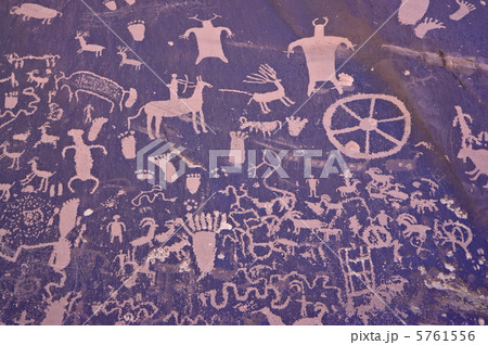 ペトログリフ 5761556