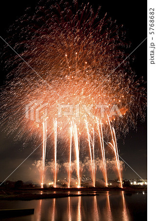 調布市花火大会　～澄みきった秋の夜空に大輪の華を～ 5768682