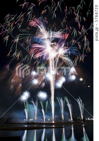 調布の花火 〜ワイドスターマイン〜 調布の花火 〜ワイドスターマイン〜 5768720