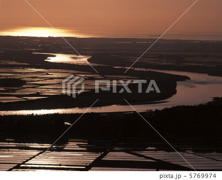 庄内平野と最上川 5769974