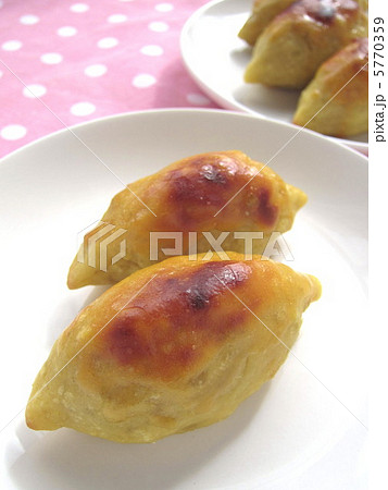 手作りのおいしいスイートポテト 手作りのおいしいスイートポテト 5770359
