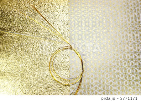 年賀背景素材・麻の葉柄と金無地2種等分に水引左下向き・横位置ハガキ対応比 年賀背景素材・麻の葉柄と金無地2種等分に水引左下向き・横位置ハガキ対応比 5771171