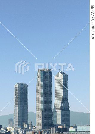 超高層ビル群 5772299
