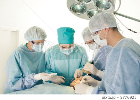 During operation During operation 5776923