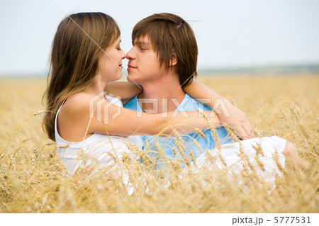 Love Love 5777531