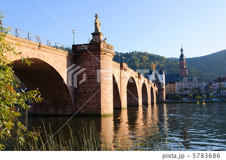 ドイツ ハイデルベルク カールテオドール橋（アルテ橋）の写真素材 [5783686] - PIXTA