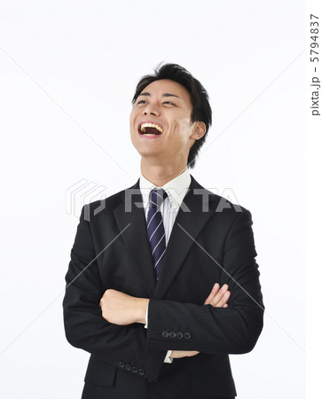 大笑いのビジネスマン 5794837