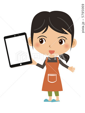 タブレットPCと主婦 5795069